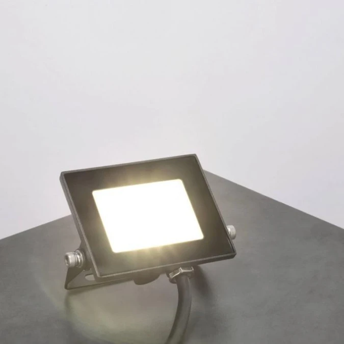 Naświetlacz DORAN LED 10W, 4000K, 735lm, IP65, 220‑240V EDO777668 EDO - obrazek 3
