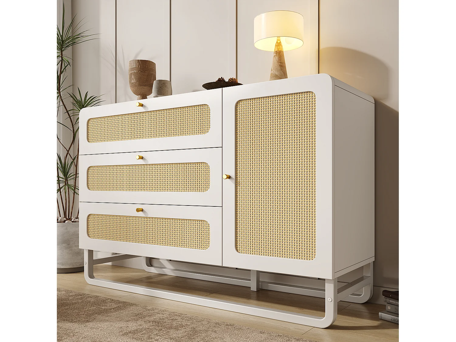 Komoda z rattanu i złotymi uchwytami - z 3 szufladami i 1 drzwiami - 120 x 40 x 85 cm - drewno + metal - biała 4621645 - obrazek 1