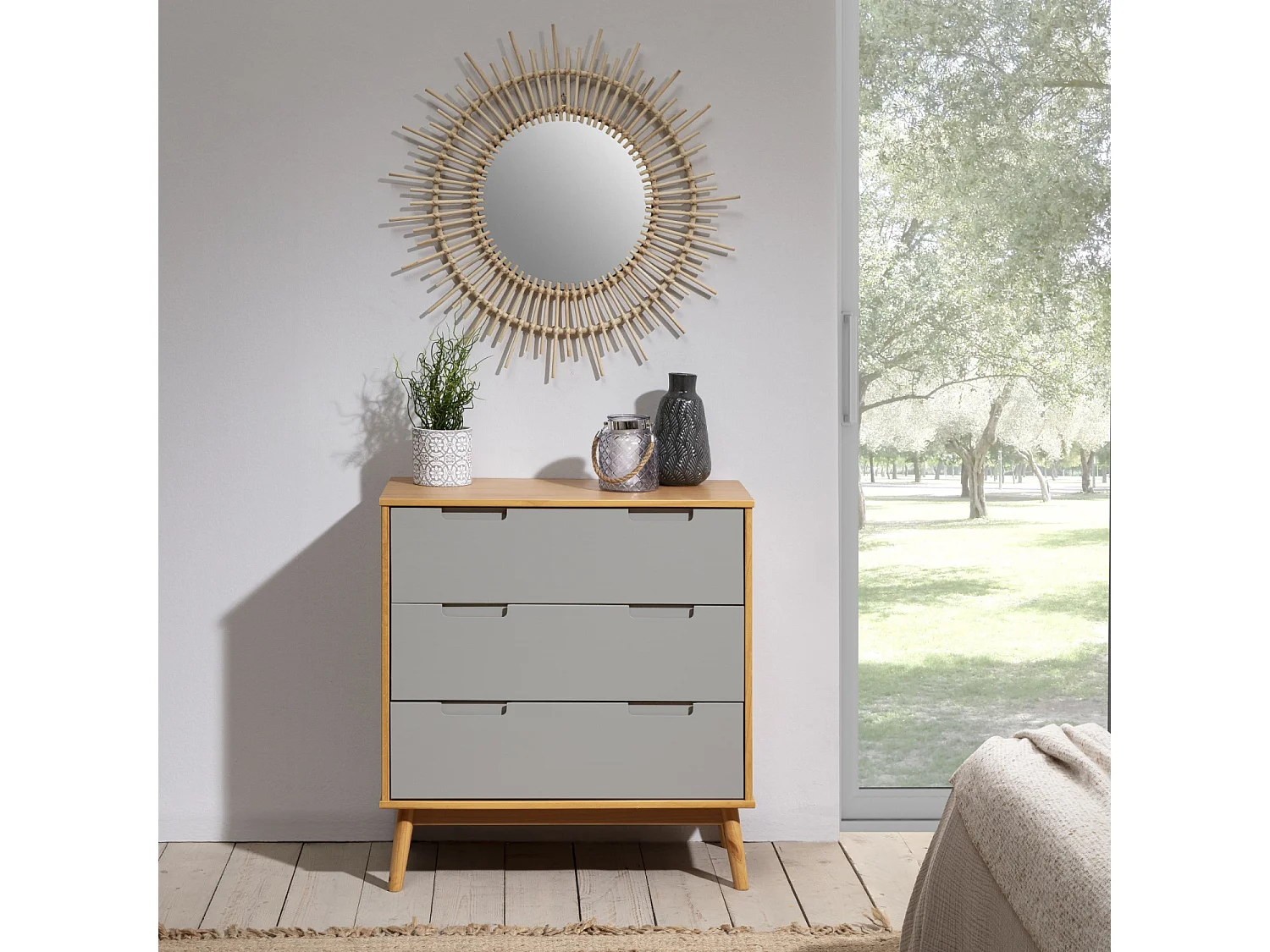 Komoda nocna Colummn Bruce z 3 szufladami, drewno lite, szerokość 80 cm. 148509 - obrazek 1