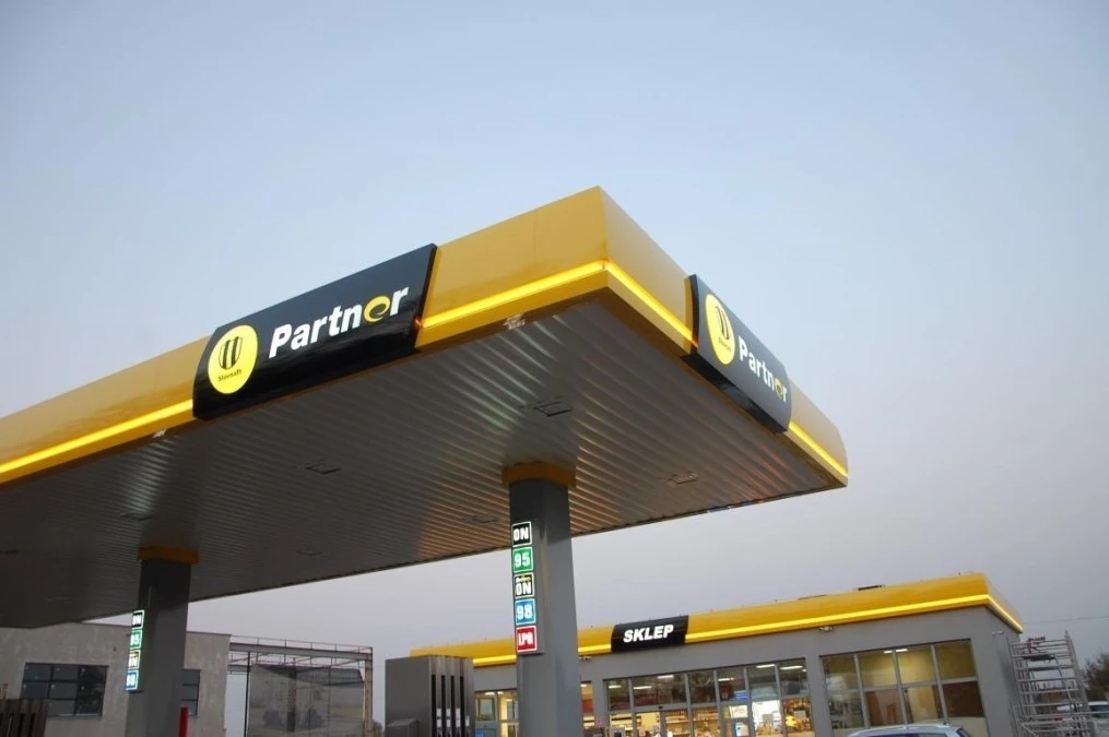 Neon LED, oświetlenie konturowe, otok 3m żółty 12V 5,5W/1m komplet Kontur2020 - obrazek 2