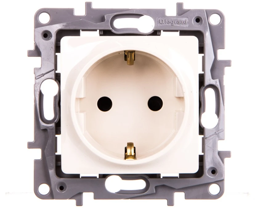 NILOE Gniazdo pojedyncze SCHUKO 2P+Z 16 A 250 V z przesłonami kremowe 764629 - obrazek 1