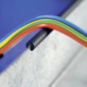 Osłona krawędzi EdgeGuard SM1-PVC-BK-75M HellermannTyton 800-00004 N/A Zawartość: Produkty w metrach bieżących Osłona krawędzi EdgeGuard SM1-PVC-BK-75M HellermannTyton 800-00004 N/A Zawartość: Produkty w metrach bieżących