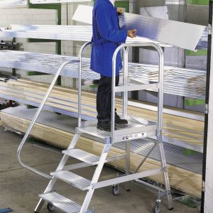 Drabina platformowa MUNK Günzburger Steigtechnik 50105, Maksymalna wysokość robocza: 3.2 m Drabina platformowa MUNK Günzburger Steigtechnik 50105, Maksymalna wysokość robocza: 3.2 m